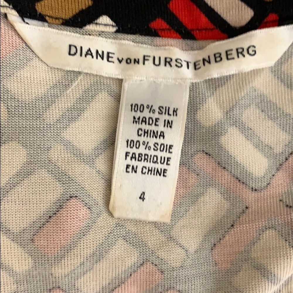 Patterned Dress - Picture 3 of 3